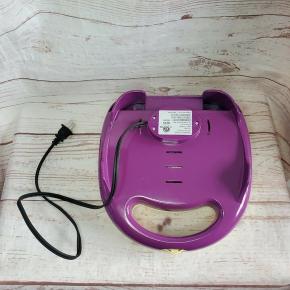 Intertek Nostalgia 120Vac Electrics Snack Maker - Picture 5 of 12